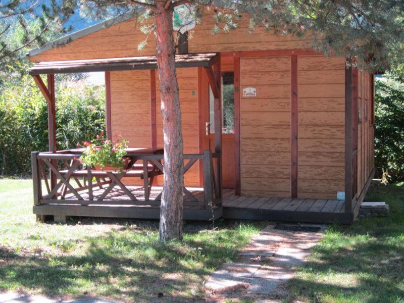فندق Camping Le Colporteur Le Bourg-dʼOisans المظهر الخارجي الصورة