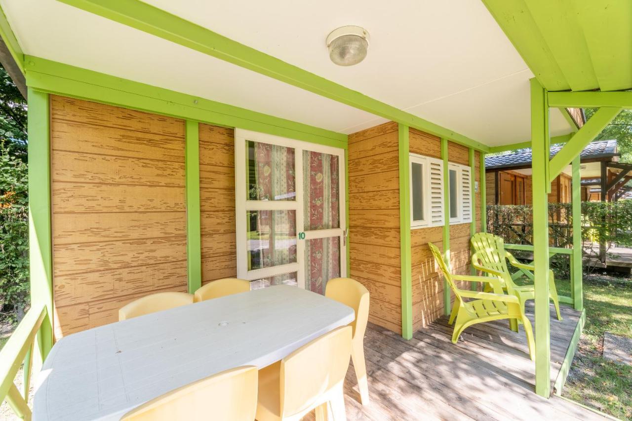 فندق Camping Le Colporteur Le Bourg-dʼOisans المظهر الخارجي الصورة